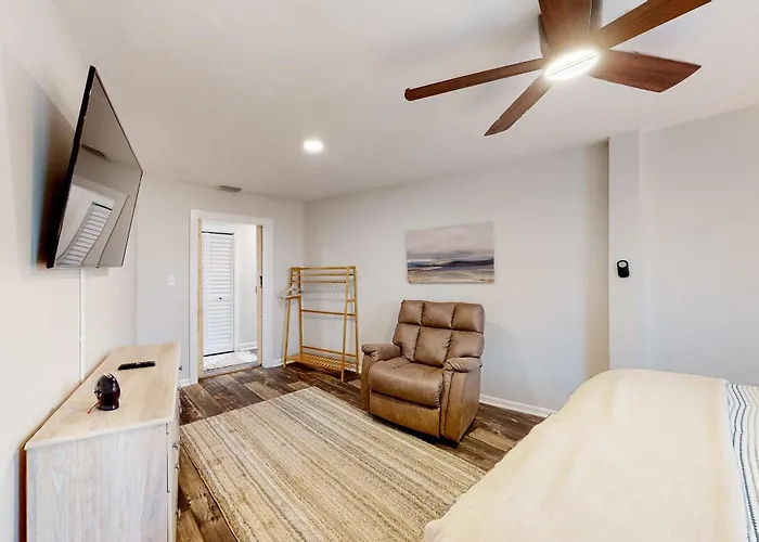 Dog-friendly With A Balcony Grill Outdoor Bar Swing W&d & Ac *