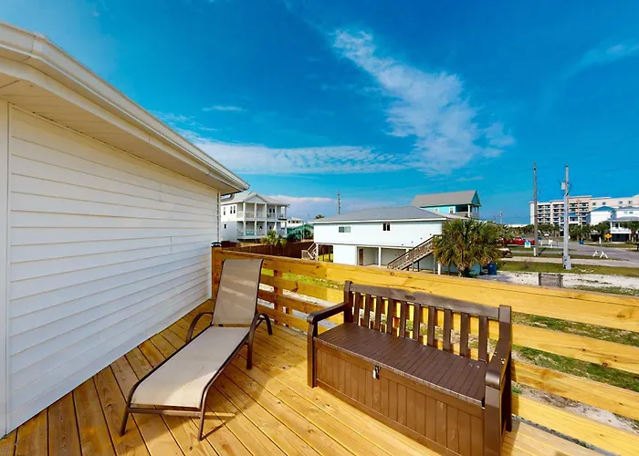 Dog-friendly With A Balcony Grill Outdoor Bar Swing W&d & Ac Gulf Shores